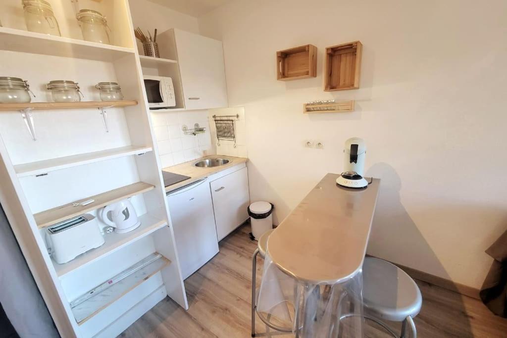 Fully Equipped Apartment St Charles Station Marseille Exteriör bild